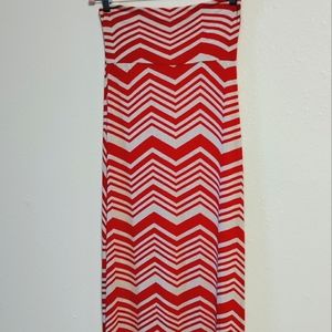 Red and White Maxi Skirt with Chevron Print Size Large